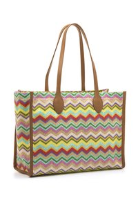 Borsa a tracolla intrecciata con motivo a zigzag in colori vivaci; presenta dettagli in pelle marrone e doppi manici a spalla. Design spazioso e strutturato.