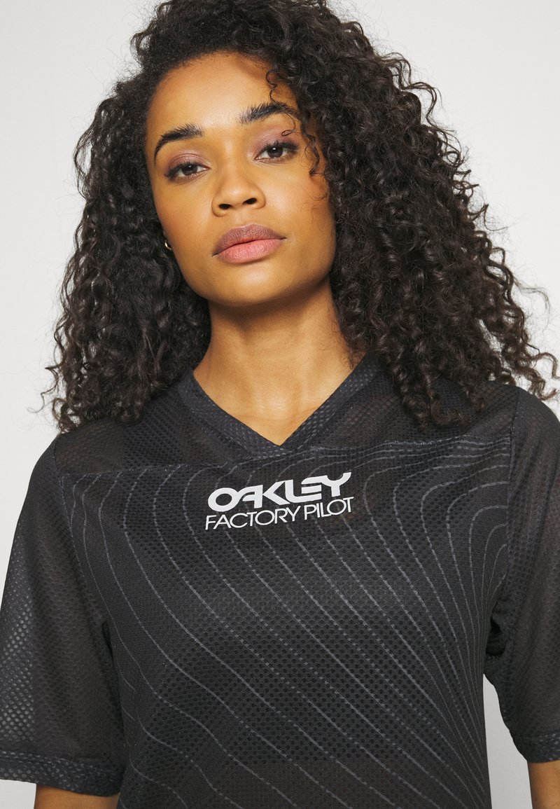 Oakley FACTORY PILOT - Sports T-shirt - black - Zalando.de