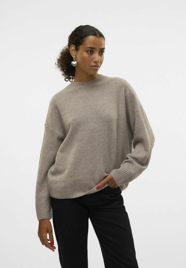 GESCHNITTEN RUNDHALS  - Jumper - moon rock