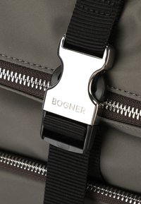 Bogner KLOSTERS EIKE  MVF - Nahrbtnik - beluga