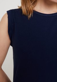 GAP Robe longue - dark blue