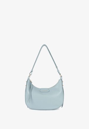 Borsa a spalla in pelle azzurro chiaro con forma curva, parte superiore con zip e una targhetta del logo in tono oro. Presenta una singola tracolla regolabile.