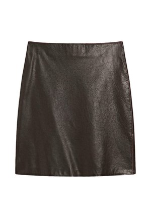 Sort lædernederdel i mini-længde med glat tekstur, der har et lige snit og minimale syninger for et rent design.