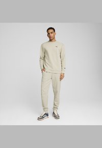Puma CREWNECK - Felpa - desert dust
