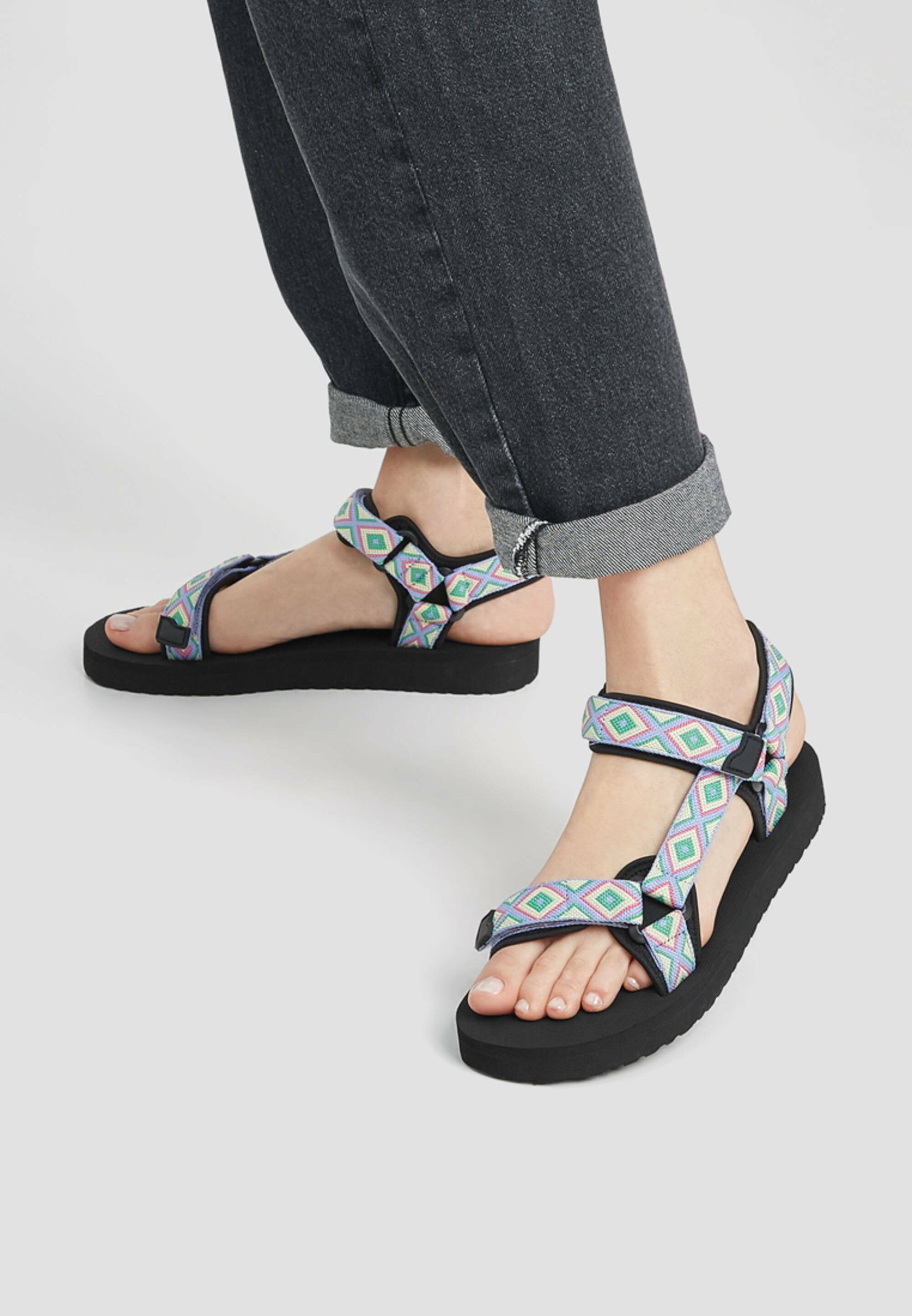 PULL\u0026BEAR Sandalen - multi-coloured/meerkleurig - Zalando.nl