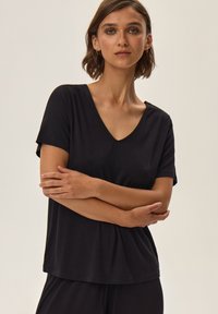 ESOTIQ JULIETTE czarny