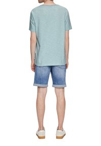 QS MELIERTES   nakrapiany turkus