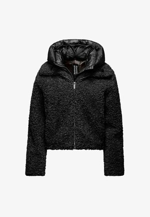 Czarna skrócona kurtka z teksturowaną, puszystą powierzchnią zewnętrzną i błyszczącym, ocieplanym kapturem. Posiada przedni zamek błyskawiczny oraz boczne kieszenie.