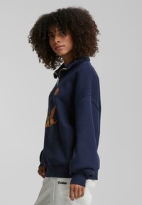 PROHIBITED GRIFFIN HALF-ZIP - Bluză de molton cu fermoar - blue