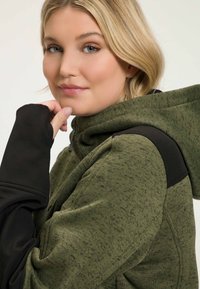 Ulla Popken Giacca in pile - olive