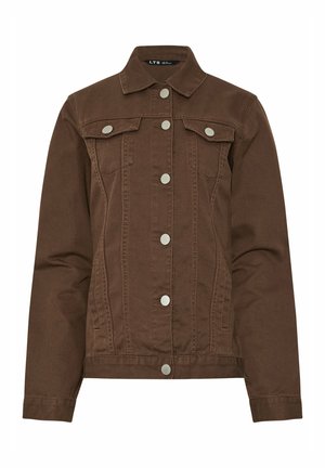 Brązowa kurtka dżinsowa z srebrnymi zatrzaskami, dwoma kieszeniami na piersi z klapkami oraz długimi rękawami.