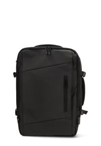 Mochila negra con forma rectangular, fabricada en un tejido duradero. Cuenta con un bolsillo frontal con cremallera, correas ajustables y un diseño elegante con acentos mínimos.