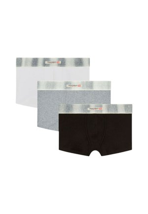 Tre paia di boxer da uomo in bianco, grigio e nero con elastici argentati in vita e un piccolo patch con logo rosso e bianco.