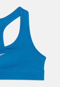 Nike Performance DRY FIT BRA - Spordirinnahoidjad - light photo blue/white