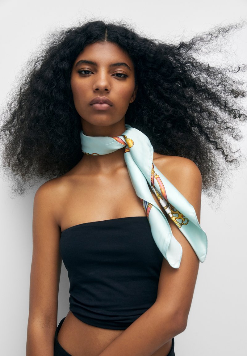 PULL&BEAR CHAIN Schal light green/hellgrün Zalando.at