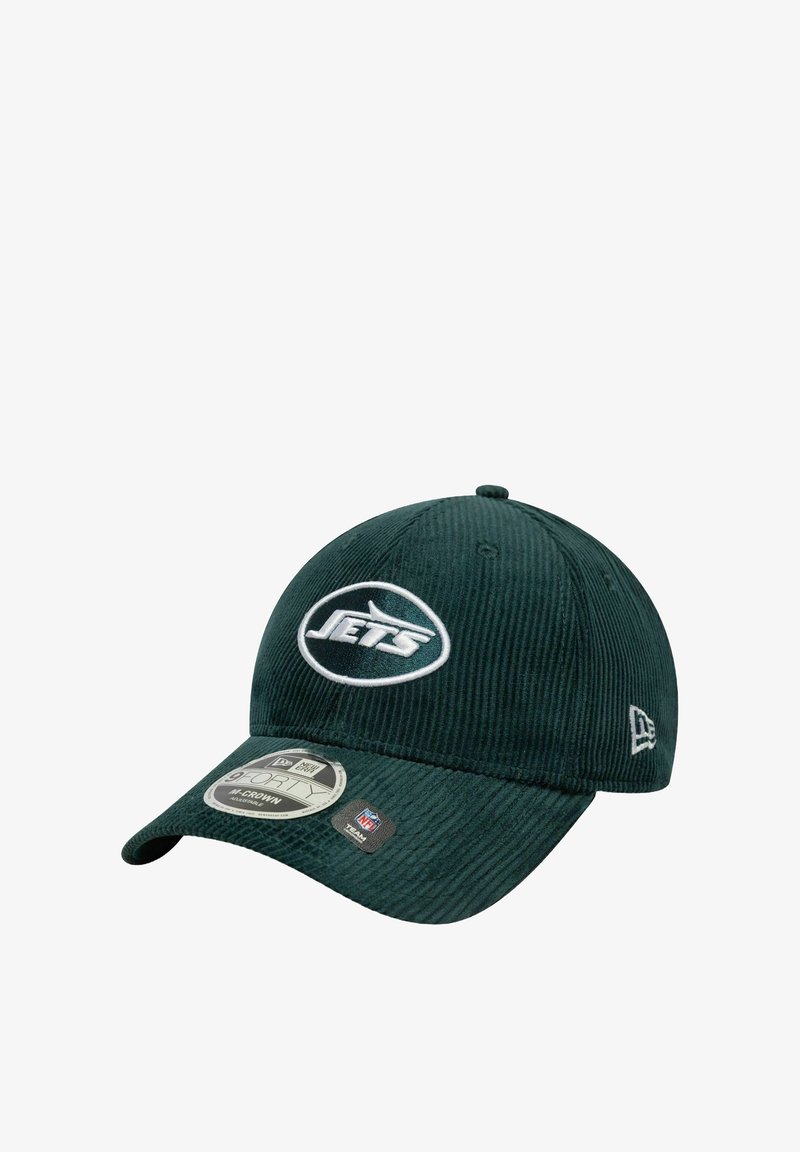 Grüne Corduroy-Baseballmütze mit runder Krone, flachem Schirm und gesticktem Jets-Logo auf der Vorderseite. Beinhaltet ein Größenetikett an der Seite.