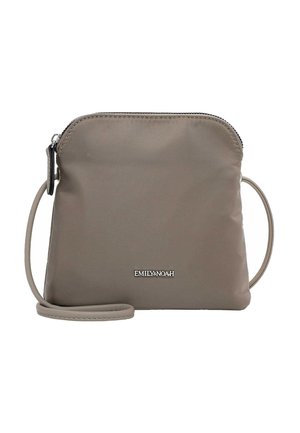 Kompakte Taupe-Umhängetasche mit Reißverschluss, schmalem Riemen und kleinem silbernem "EMILY & NOAH"-Logo in der Mitte vorne.