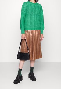 Molly Bracken Trui - green