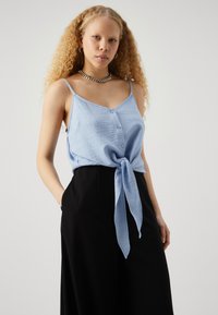 Vero Moda VMMELONY BUTTON CAMI - Topper - vista blue