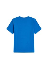 Lyhythihainen, pyöreäkauluksinen t-paita kirkkaan sinisestä puuvillasta. Tasainen pinta, takana yksivärinen, ilman näkyviä logoja tai kuvioita.