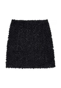 Mustmust, mille tekstuuriga disainiga, kihilise lillede applikaadiga, mis loob kolmemõõtmelise välimuse. Sirge lõige ja keskmine lõhik reie keskosas.