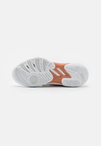 ASICS Volejbalové boty - white
