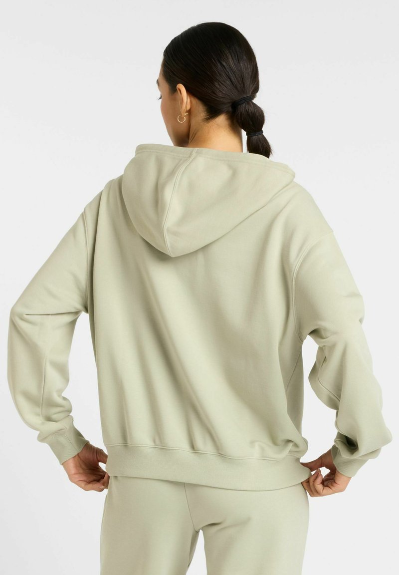 New Balance Hoodie green
