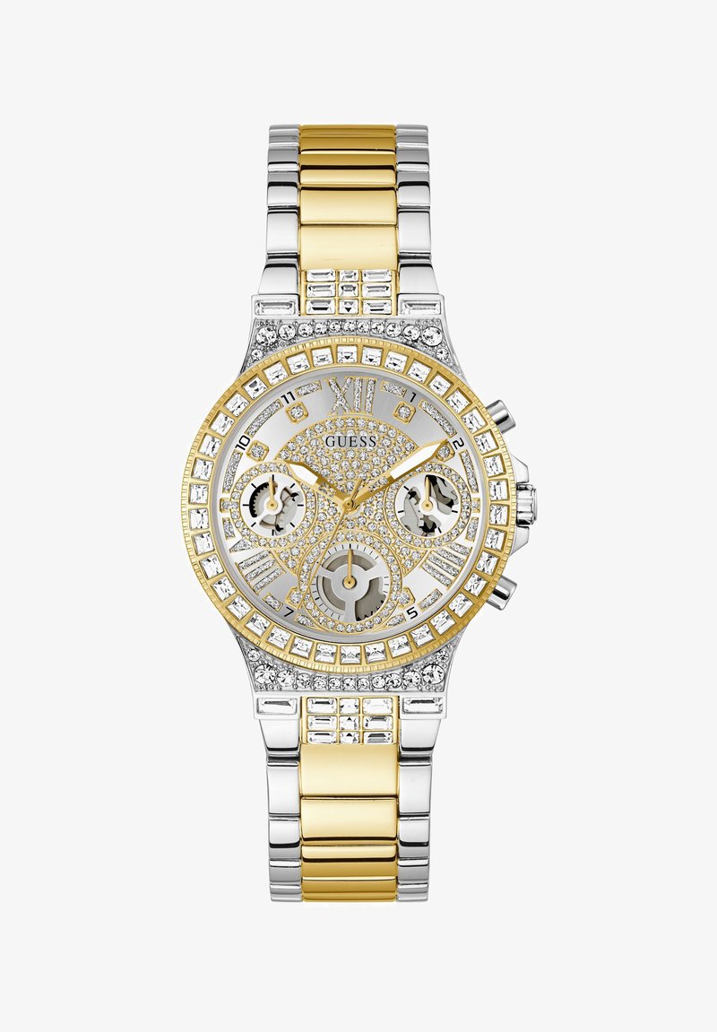 Silberne und goldene Chronographuhr mit Kristallakzenten, einem strukturierten silbernen Zifferblatt und einem zweifarbigen Metallarmband. Verfügt über drei Zusatzanzeigen.
