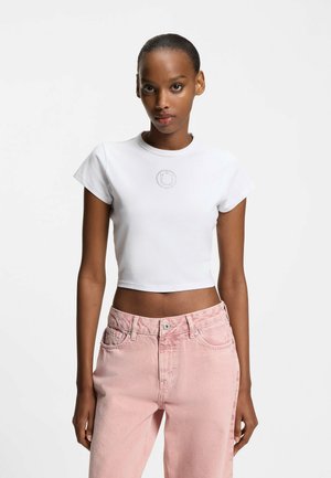 - T-shirt z nadrukiem