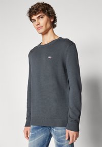 Tommy Jeans Vesta - new charcoal