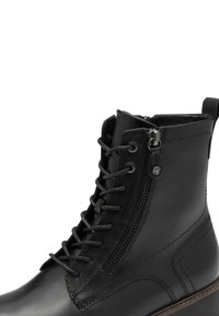 Tamaris ELEGANTE - Botines con plataforma - black leather