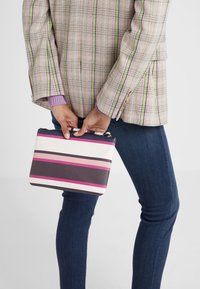 MAX&Co. Pochette - black