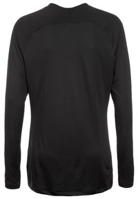 Langärmliges schwarzes Shirt aus leichtem Stoff mit abgerundetem Saum und dezenter Textur, ohne sichtbare Marken oder Designs.