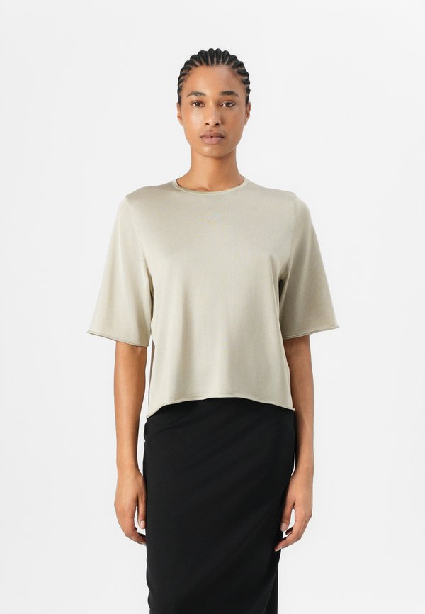 NISLE - Basic T-shirt