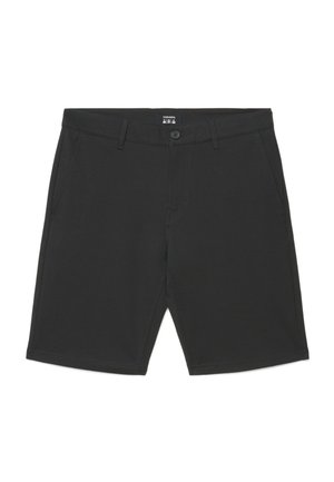Pantaloncini neri da uomo fino al ginocchio con bottone frontale, passanti per cintura e tasche laterali, distesi su uno sfondo bianco.