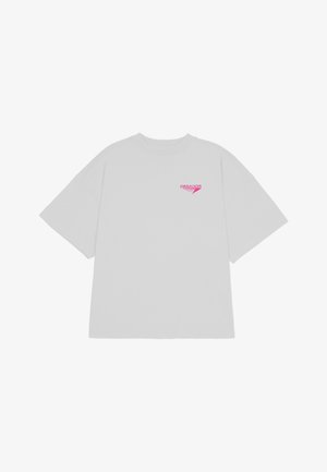 Hellgraues, übergroßes T-Shirt mit kurzen Ärmeln und Rundhalsausschnitt. Auf der linken Seite befindet sich ein kleines pinkes "PEGADOR"-Logo. Weicher Stoff.