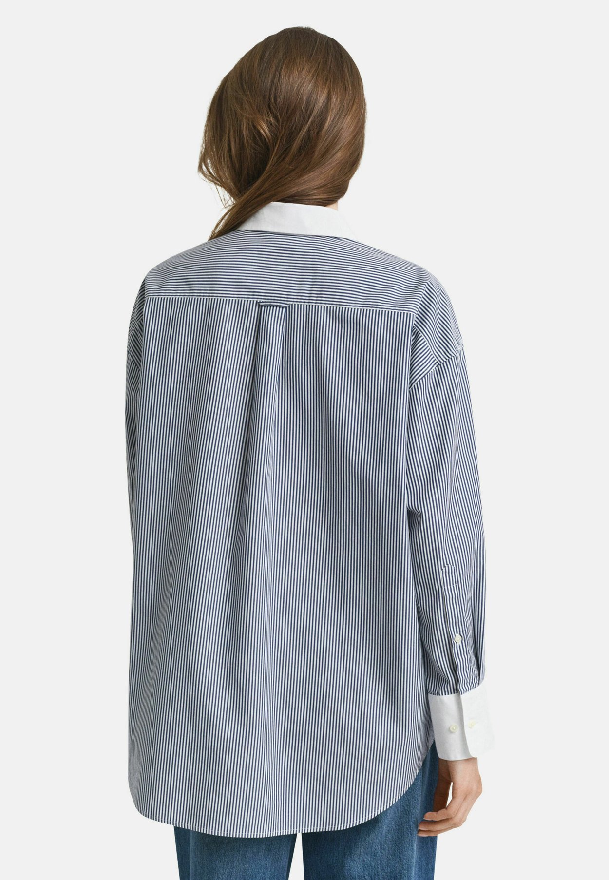 CONTRAST COLLAR STRIPED