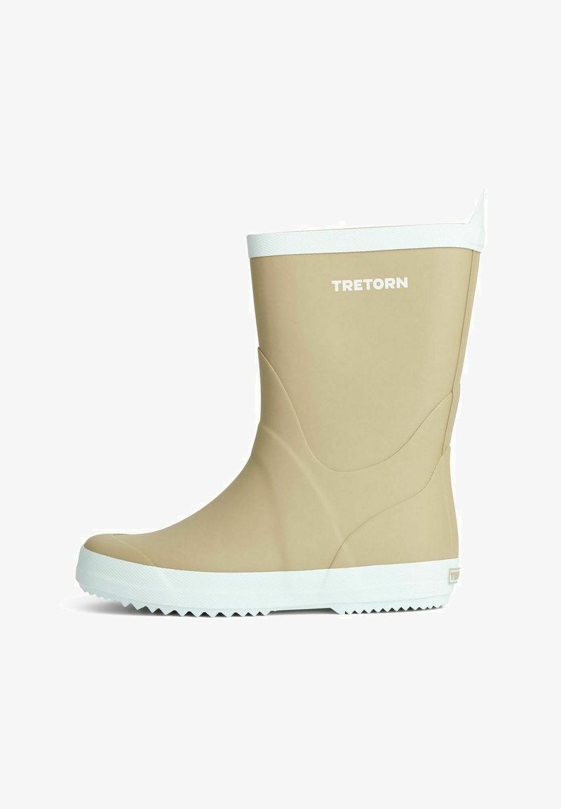 Beige gummistøvle med hvid kant, rund tå, struktureret sål og en glat overflade. Har Tretorn-branding på skaftet.