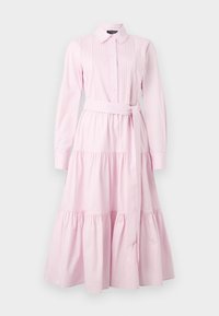 Vestido de manga longa, com botões, em algodão rosa claro. Apresenta pregas no corpete, um cinto na cintura e uma saia em camadas. Design de colarinho clássico.