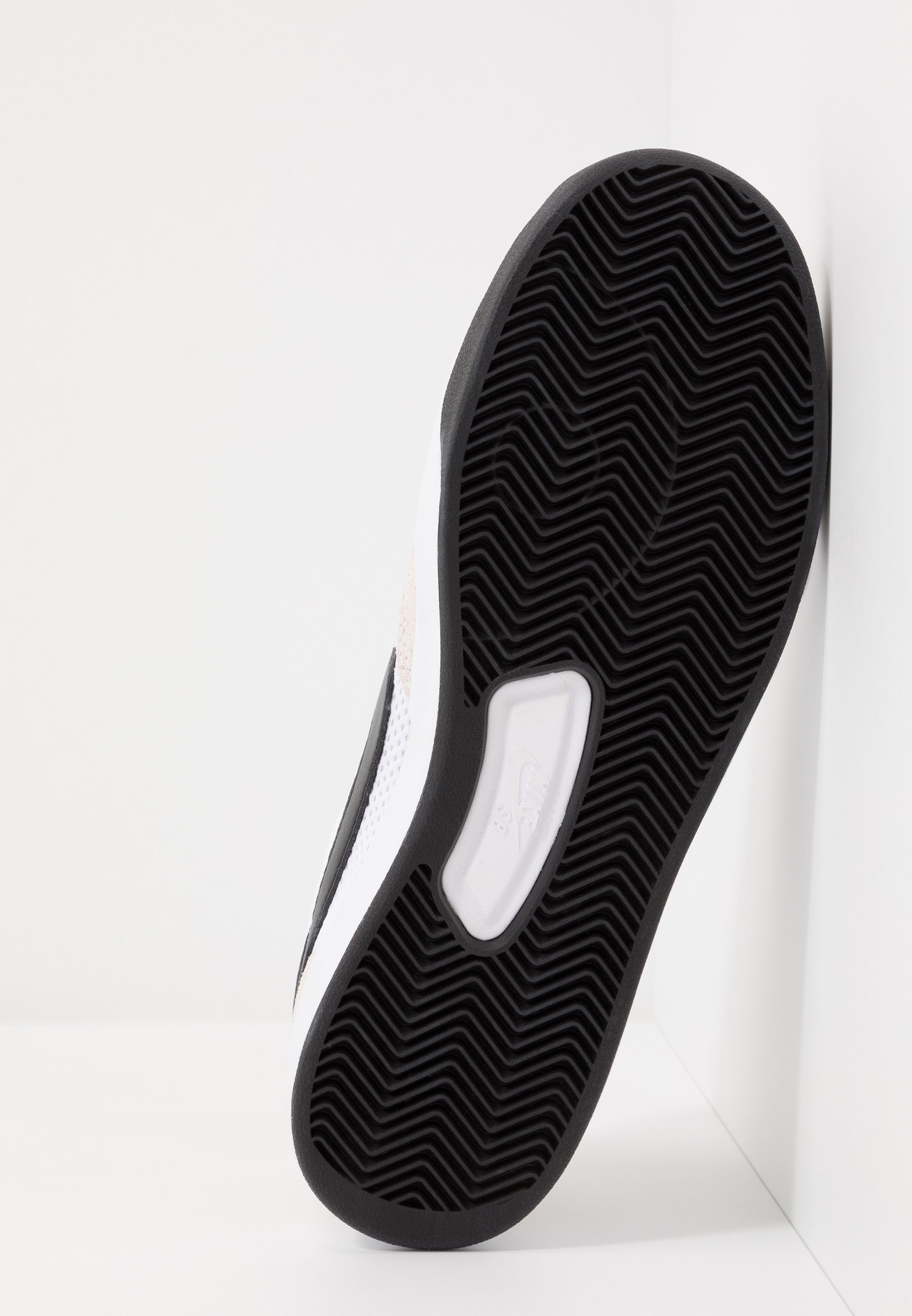 nike sb adversary zalando