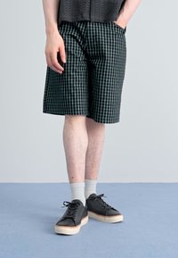 Clae BRADLEY WELT UNISEX - Sporta apavi - black
