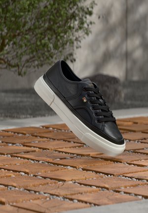 Tommy Hilfiger, PLATFORM - Αθλητικά παπούτσια - black