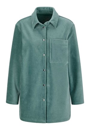 Veste en velours côtelé vert avec un col, fermeture à boutons, manches longues et une poche poitrine. Présente une texture douce et une coupe décontractée.