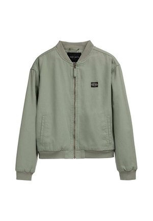 Blouson bomber vert clair à fermeture éclair, avec col, poignets et ourlet côtelés, doté de poches latérales et d'un petit écusson rectangulaire de marque sur la poitrine.