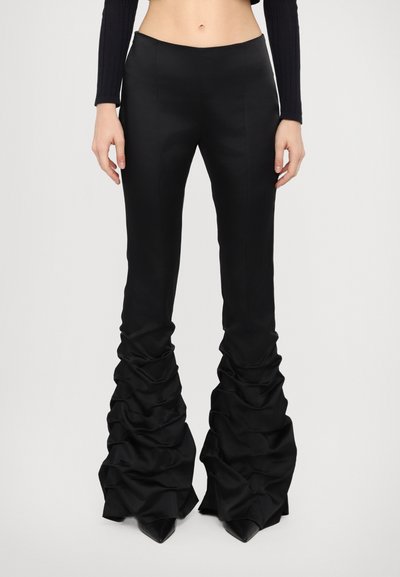 AVAVAV PLEATED TROUSER - Pantalon classique - black
