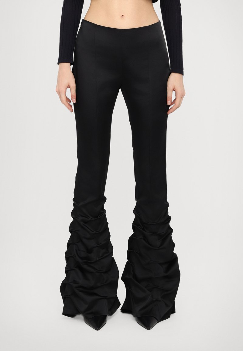 AVAVAV PLEATED TROUSER - Calças - black