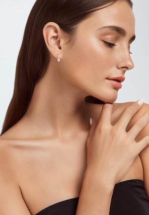 OVALE - Earrings - silver coloured