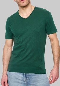 Non sélectionné, vert