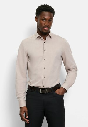 CC BF D 2115 - Overhemd - nougat