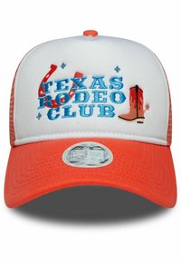 Baseballcap mit einer weißen Vorderseite und einem orangefarbenen Netzrücken. Enthält "TEXAS RODEO CLUB" in blauer Stickerei, mit einem roten Lasso und einem beigen Cowboy-Stiefel-Design.